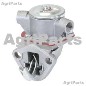 Fødepumpe med sideværts tilslutning